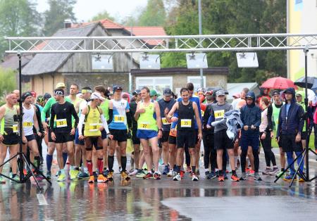 CERKNIŠKI POLMARATON 08 FOTO LJUBO VUKELIČ